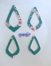 Load image into Gallery viewer, Pointed Teardrop Cutout -Multi Sized