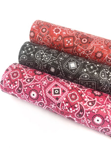 Pebbled Bandanna Print