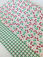 Load image into Gallery viewer, Pebbled Magenta &amp; Green Floral