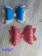 Load image into Gallery viewer, Scallop Bow Die-Choose Size