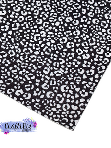 Pebbled Black & White Leopard