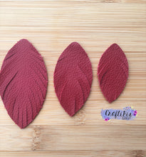 Load image into Gallery viewer, Triple Layer Fringe Feather Earring Die